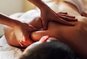 Massage chun feabhas a chur ar potency